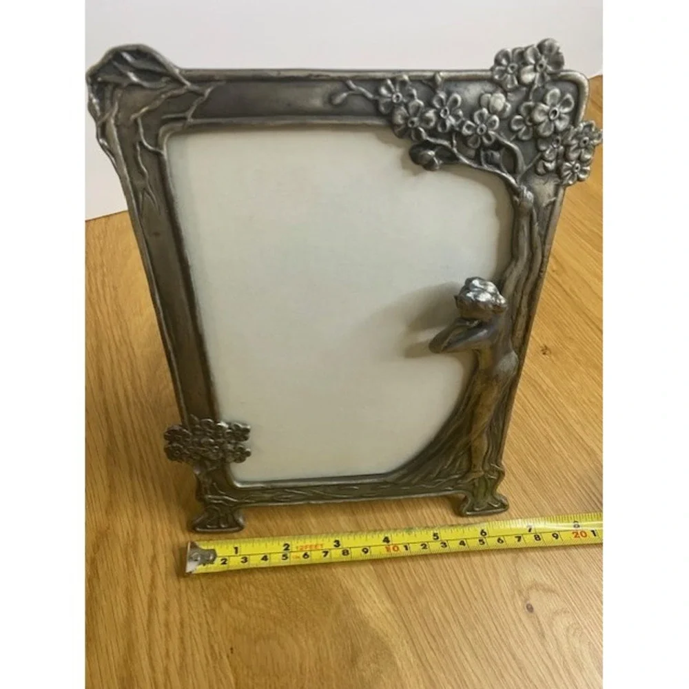 Unbranded Art Nouveau Picture Frame 5x7 Silver Pewter Good Nymph Floral Relief